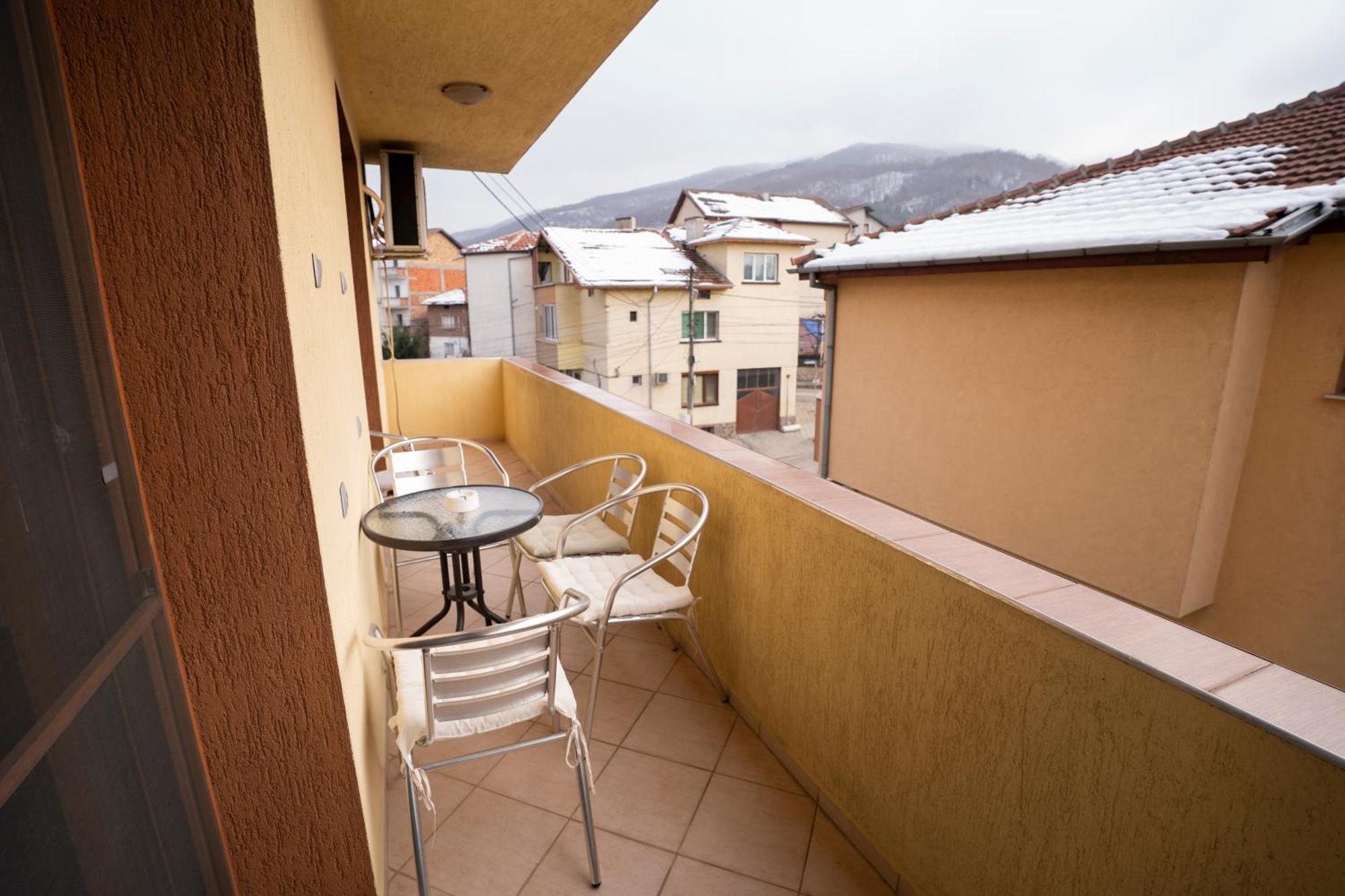Guest House Traikovi Petrich  Εξωτερικό φωτογραφία