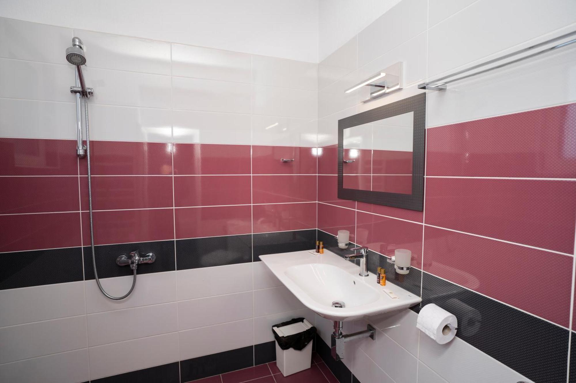 Guest House Traikovi Petrich  Εξωτερικό φωτογραφία